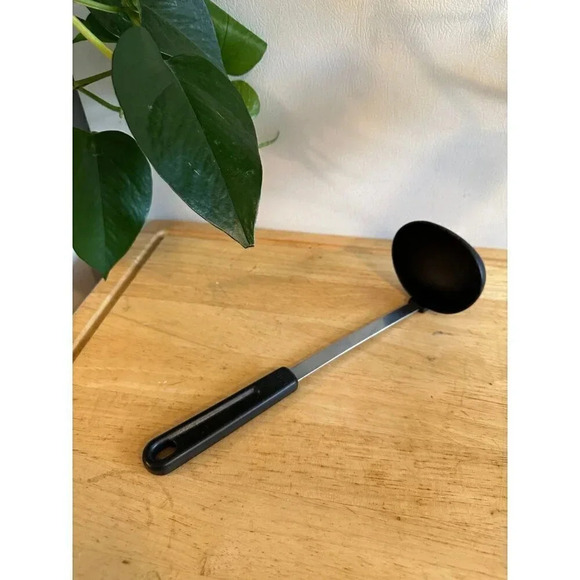 Kitchen Utensil Ladle - Picture 1 of 6